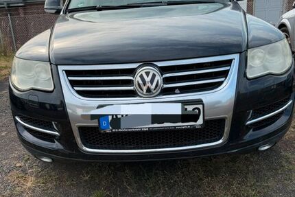VW Touareg 162.000 km 10.499 &euro; Kirchen-Sieg 57548