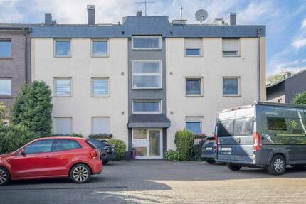 Vermietete Dachgeschoss-Perle mit Balkon und Stellplatz in Oberhausen - Ihre Top-Investition! 2 zimmer