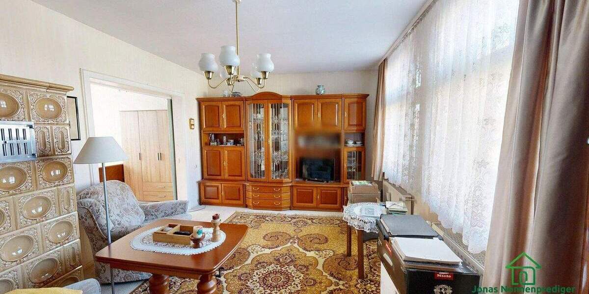 Reihenmittelhaus Lenzen - 4 Zimmer, 131 m&sup2;, 130.000&euro; | Angebot:25910302