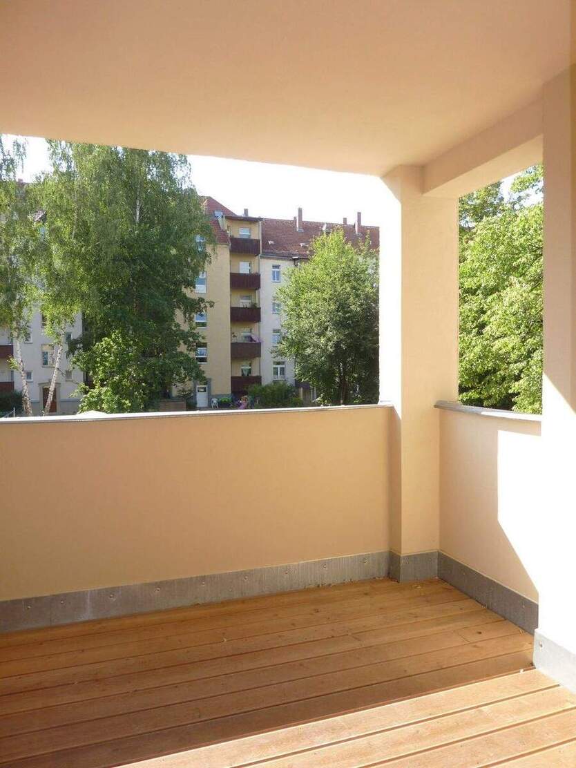 Exklusiv sanierte 4-Zimmerwohnung mit Balkon & zwei Bädern in Gohlis - Sanierung 2016! 4 zimmer