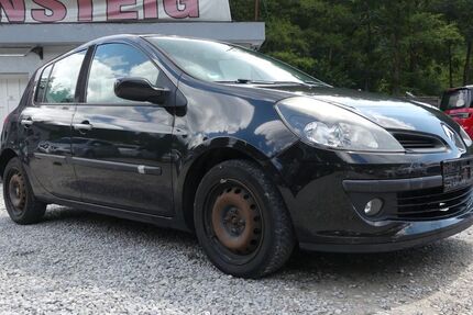 Renault Clio 195.100 km 990 &euro; ALTENSTEIG 72213