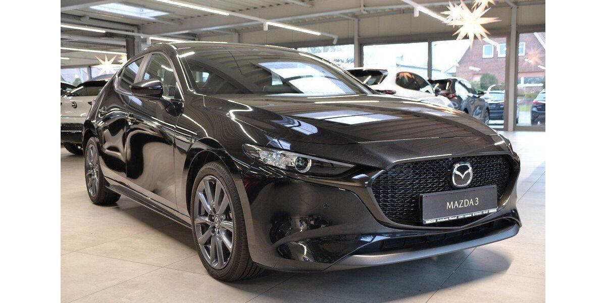 Mazda 3 11.831 km 21.950 &euro; Damme 49401