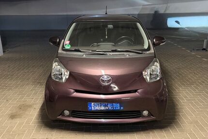 Toyota IQ 128.300 km 8.990 &euro; Köln 51107