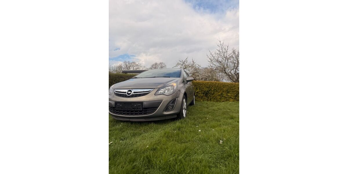 Opel Corsa 54.000 km 6.200 &euro; Leezen 19067