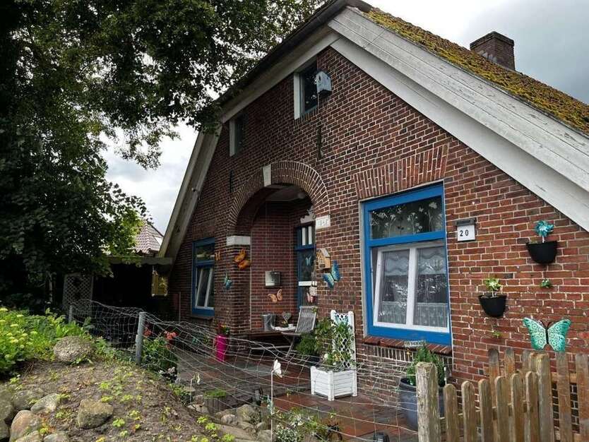 Haus zum Kaufen in Bockhorn 425.000 € 282 m²