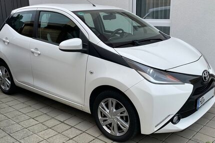 Toyota Aygo (X) 130.000 km 5.900 &euro; Heidelberg 69124