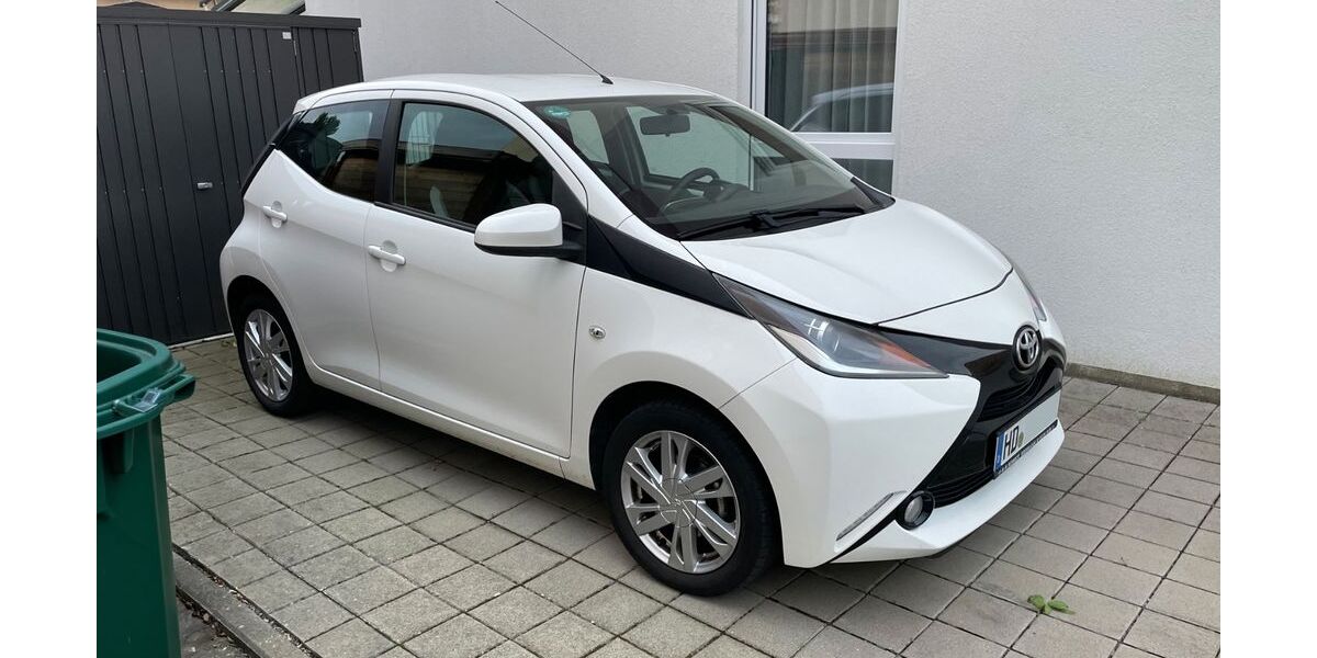 Toyota Aygo (X) 130.000 km 5.900 &euro; Heidelberg 69124
