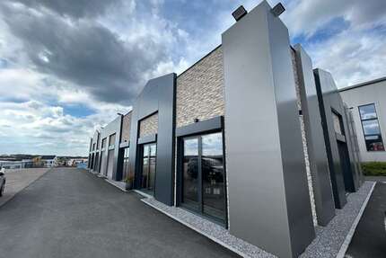 Einzelhandel in Hemau 2.000 € 81 m²
