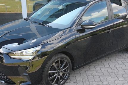 Opel Corsa 55.452 km 10.990 &euro; Neumünster 24539