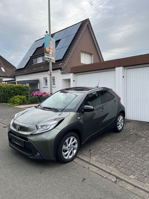 Aygo (X)
