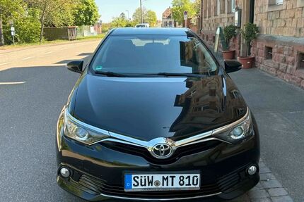 Toyota Auris 182.000 km 8.700 &euro; Birkweiler 76831