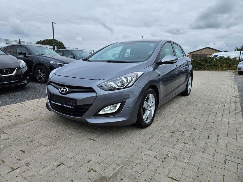 i30