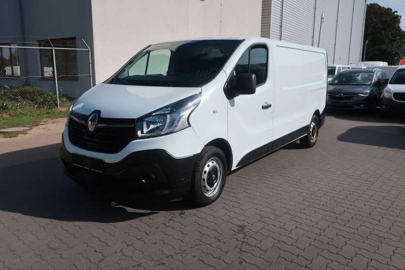 Renault Trafic 79.863 km 11.800 € Hannover 30179