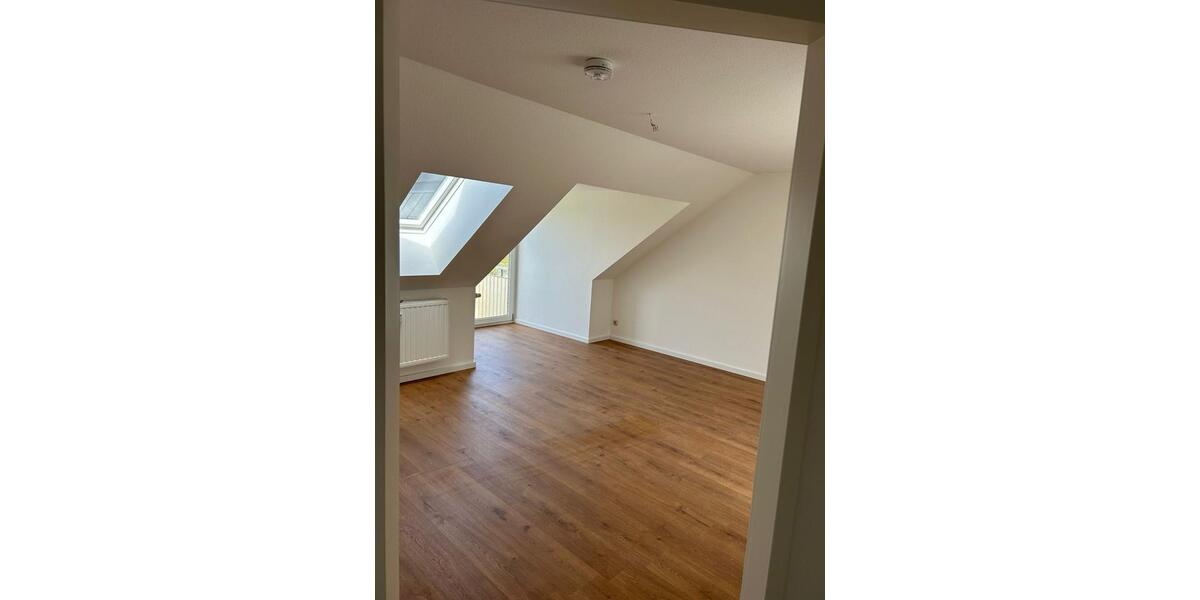 Dachgeschoßwohnung Kamenz - 2 Zimmer, 46 m&sup2;, 285&euro; | Angebot:26198925