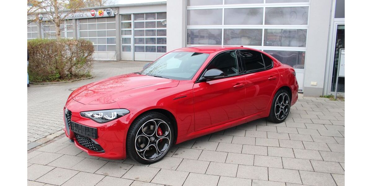 Alfa Romeo Giulia 15.400 km 34.900 &euro; Weilheim 82362