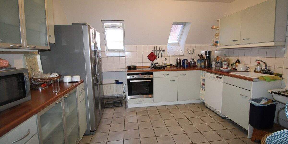 Etagenwohnung Gallmersgarten - 9 Zimmer, 286 m&sup2;, 249.000&euro; | Angebot:25677589