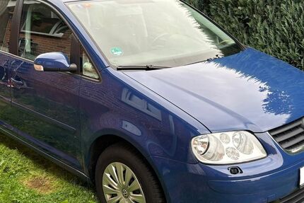 VW Touran 254.000 km 2.499 &euro; Bargteheide 22941