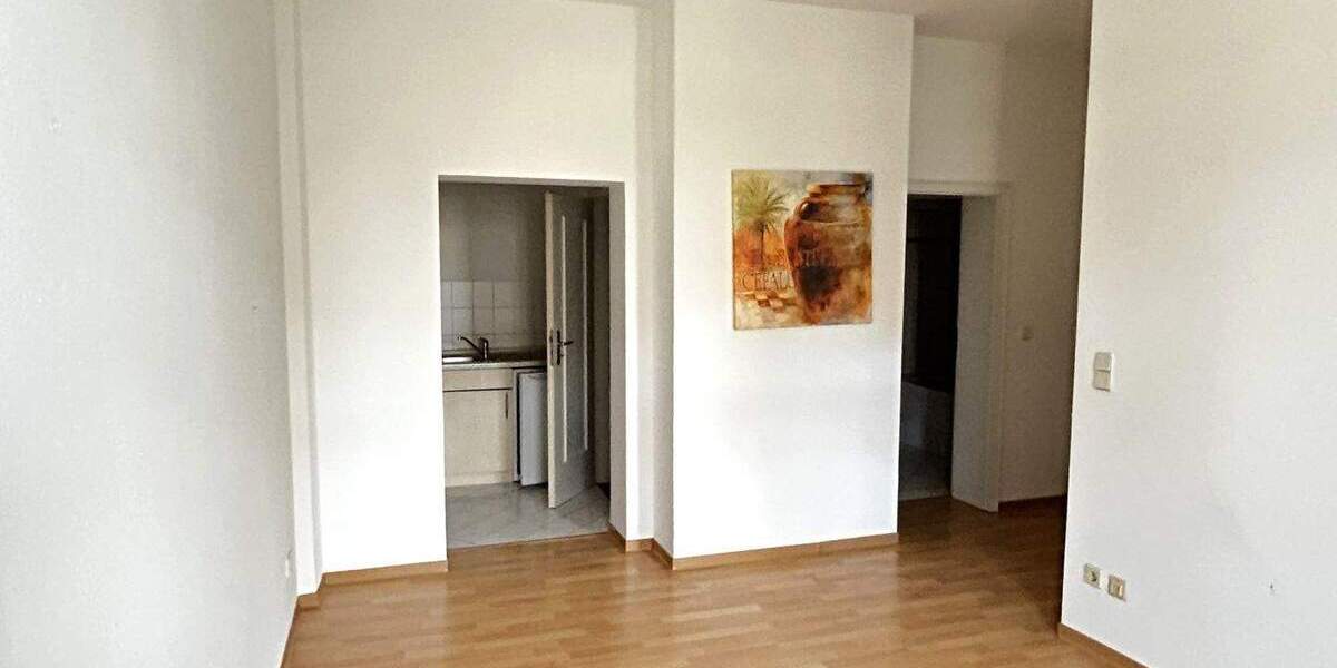 Etagenwohnung Glauchau - 1 Zimmer, 36 m&sup2;, 32.500&euro; | Angebot:25707451