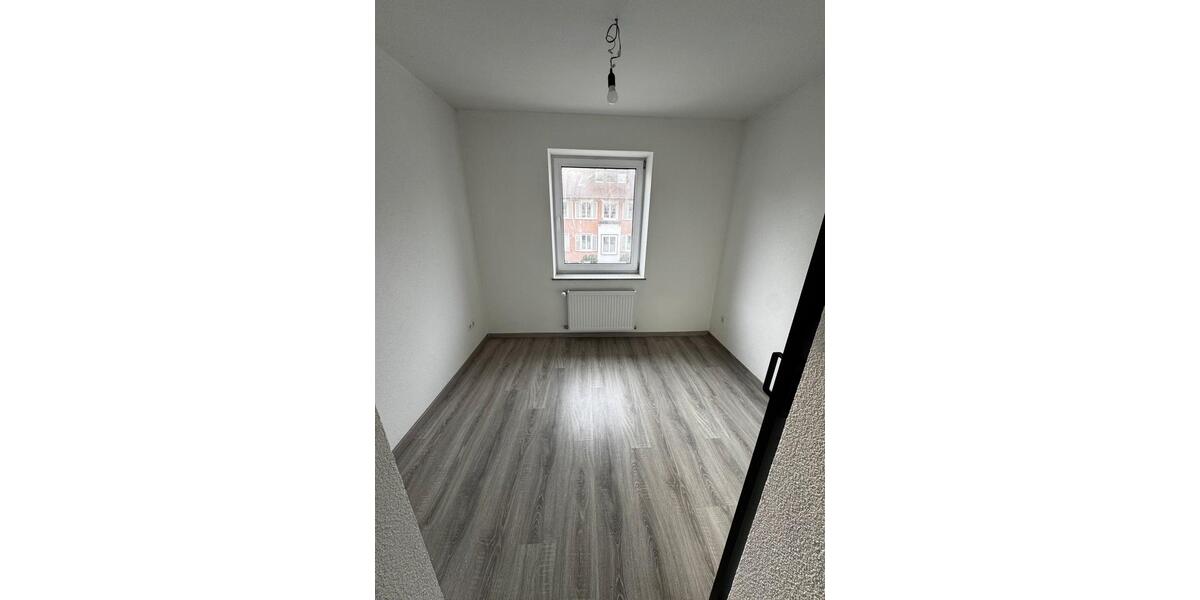 Etagenwohnung Laupheim - 3.5 Zimmer, 90 m&sup2;, 1.150&euro; | Angebot:25512999