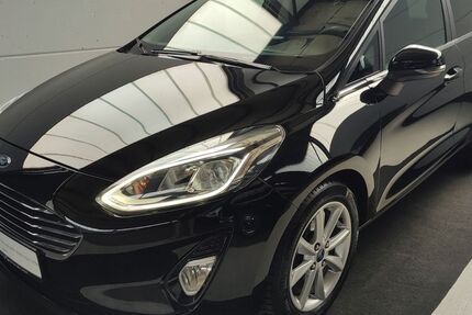 Ford Fiesta 40.600 km 11.450 &euro; Neustadt a. d. Weinstr. 67435