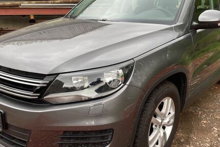 VW Tiguan 129.000 km 7.500 &euro; Reinsberg 09629