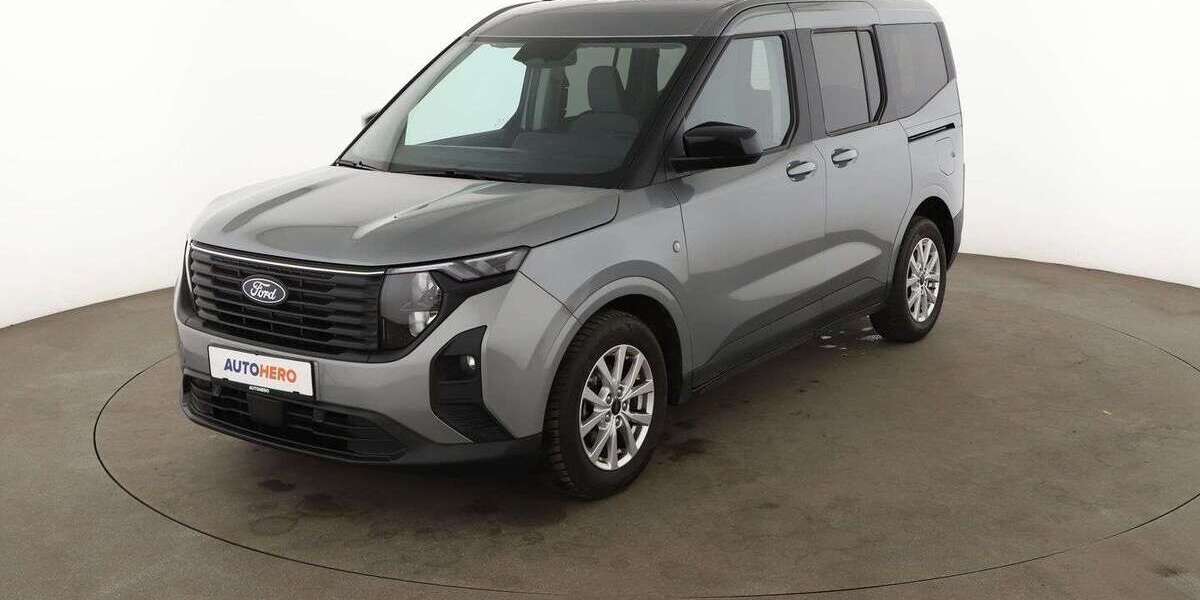 Ford Tourneo Courier 28.081 km 21.560 &euro; Hamburg 22529