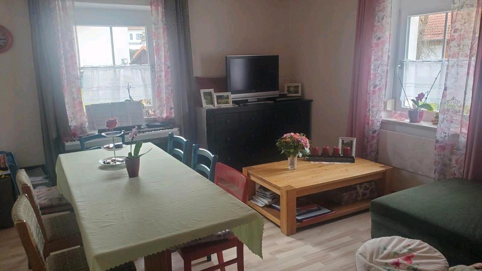 Erdgeschoßwohnung Bernhardswald - 5 Zimmer, 130 m&sup2;, 700&euro; | Angebot:26315189