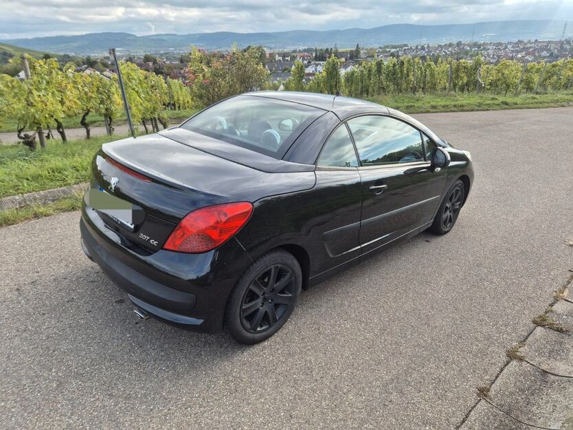 Peugeot 207 142.000 km 3.550 € Korb 71404