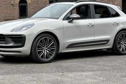 Porsche Macan 14.800 km 86.790 € Frechen (bei Köln) 50226