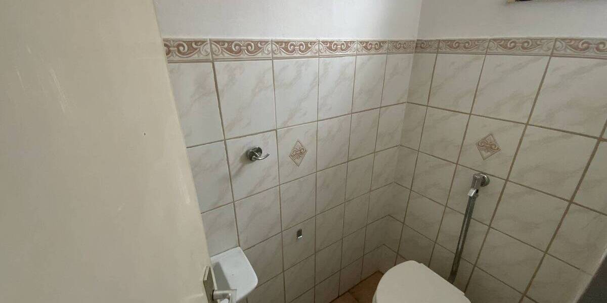 Reihenmittelhaus Schwandorf - 5 Zimmer, 95 m&sup2;, 165.000&euro; | Angebot:26358779