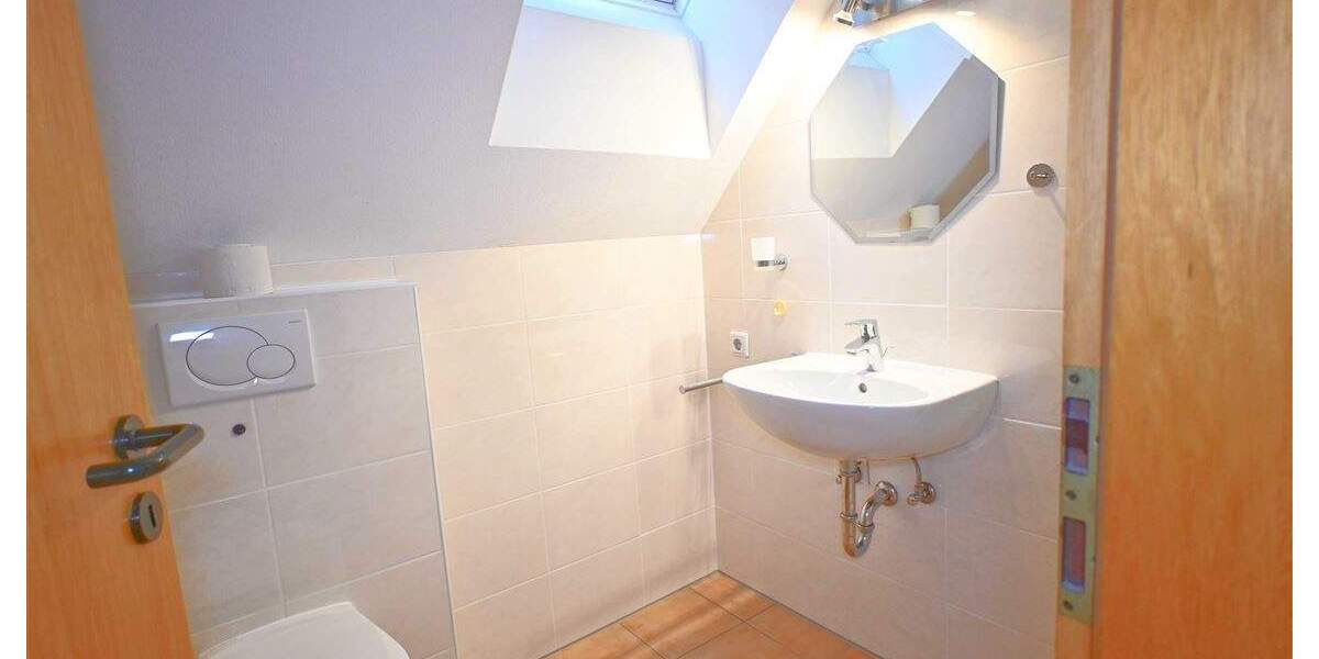 Reihenmittelhaus Kassel Süsterfeld/Helleböhn - 4 Zimmer, 104 m&sup2;, 295.000&euro; | Angebot:24594295