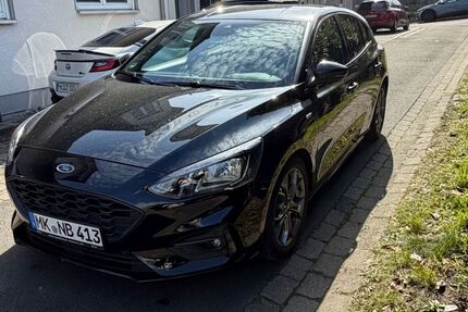 Ford Focus 69.400 km 14.700 &euro; Iserlohn 58644