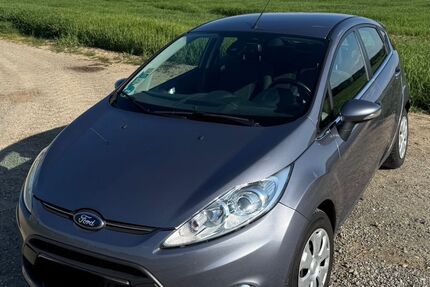 Ford Fiesta 99.485 km 3.900 &euro; Mittelbiberach 88441