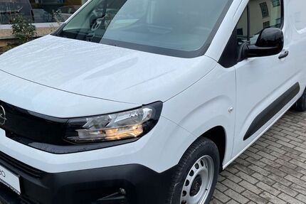 Opel Combo 4.704 km 21.750 € Ochsenfurt 97199