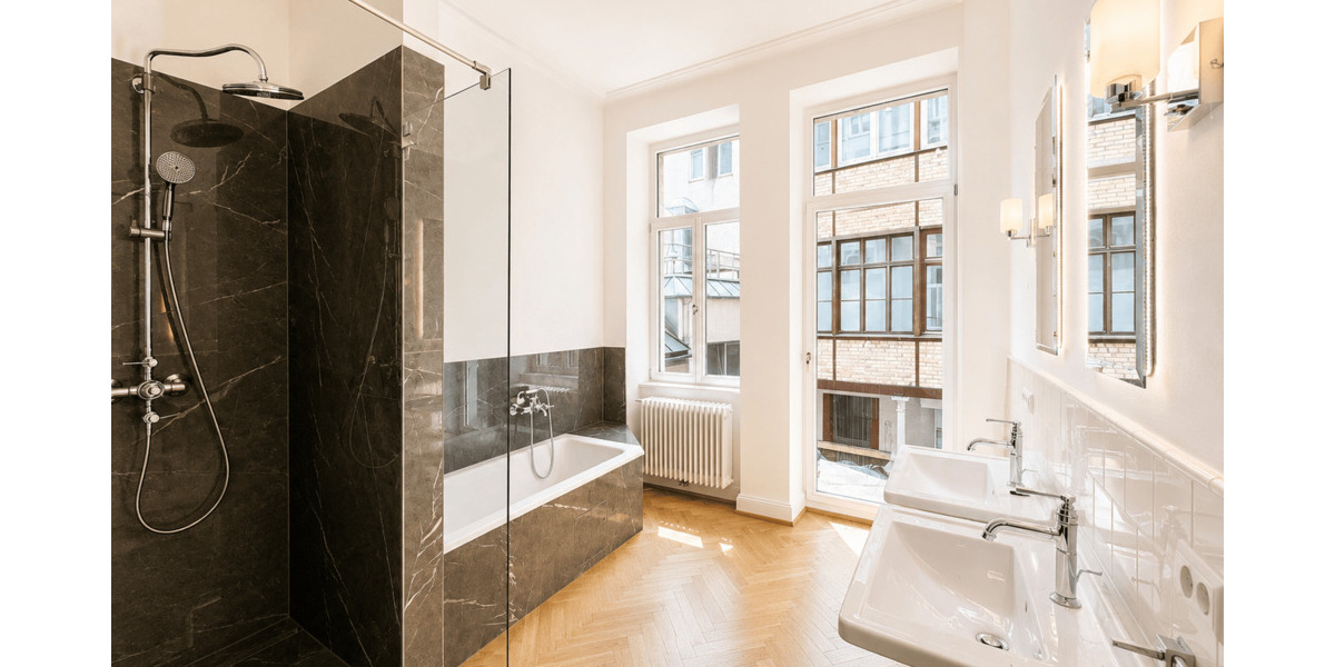 Etagenwohnung Baden-Baden Innenstadt - 4 Zimmer, 134 m&sup2;, 2.230&euro; | Angebot:26751322