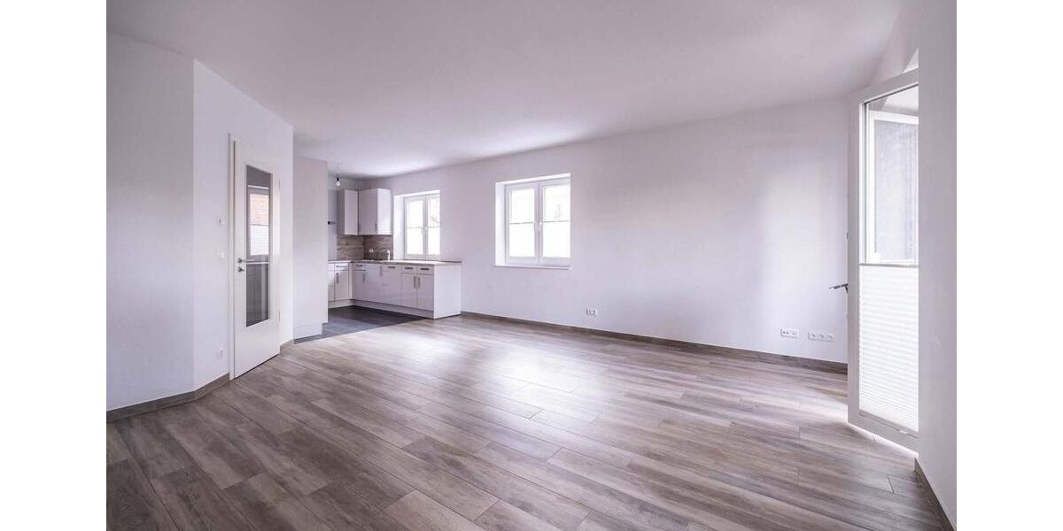 Reihenhaus Pinneberg - 6 Zimmer, 152 m&sup2;, 2.300&euro; | Angebot:23647033