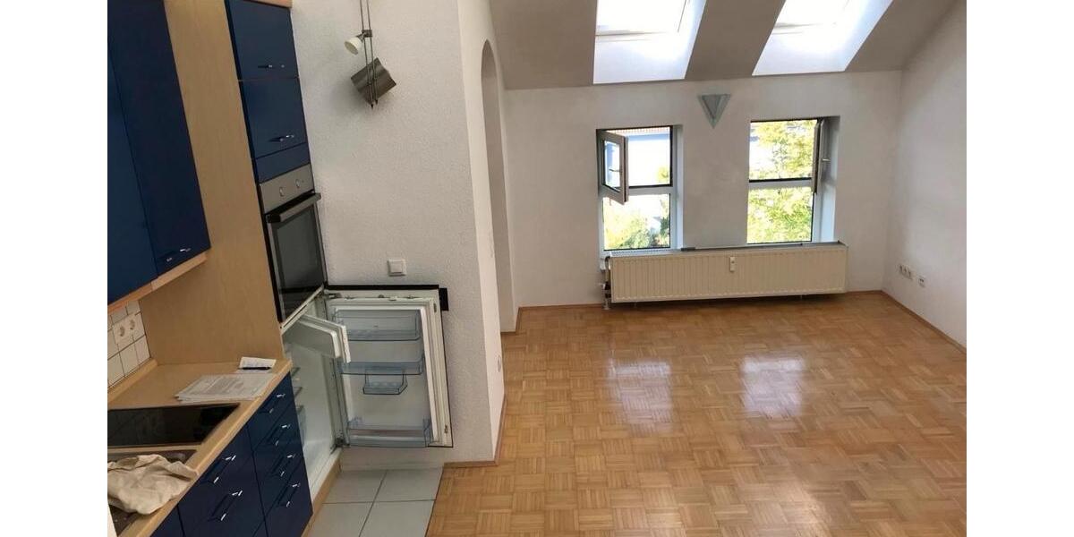 Dachgeschoßwohnung Regensburg Gallingkofen - 2 Zimmer, 44 m&sup2;, 240.000&euro; | Angebot:25977190