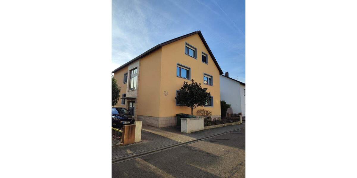 Etagenwohnung Brühl - 3 Zimmer, 72 m&sup2;, 792&euro; | Angebot:25570423