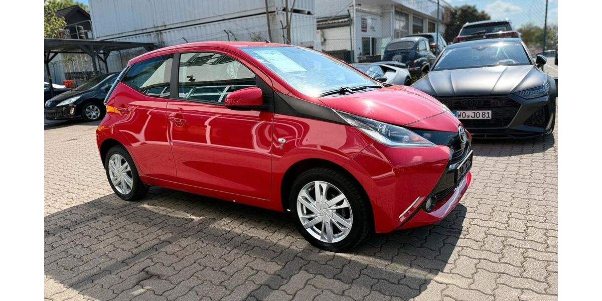 Toyota Aygo (X) 45.000 km 7.999 &euro; Worms 67547