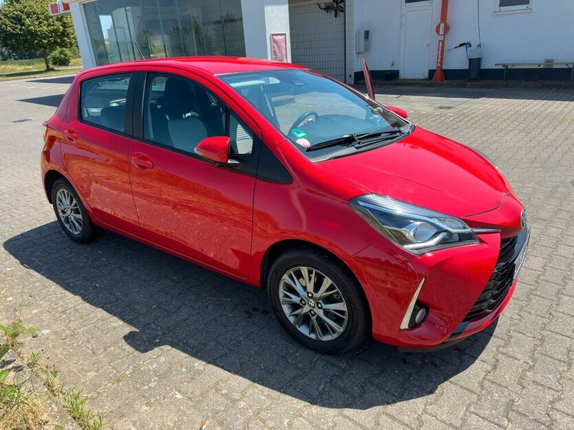 Yaris