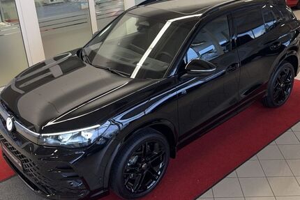 VW Tiguan 3.000 km 52.490 &euro; Stadland 26936