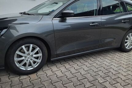 Ford Focus 82.000 km 12.500 &euro; Hauzenberg 94051