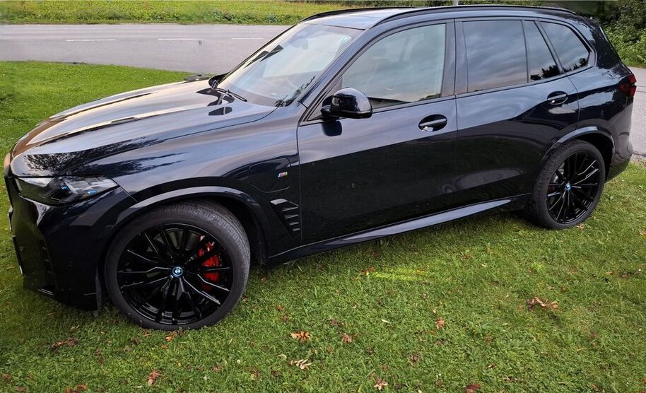 BMW X5 9.500 km 97.900 € München 80809
