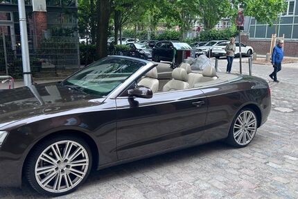 Audi A5 272.866 km 6.799 &euro; Hamburg 22767