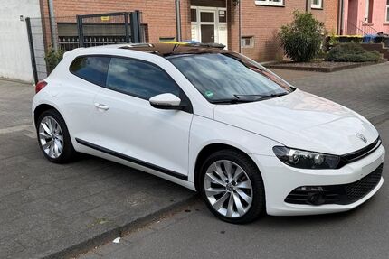 VW Scirocco 173.000 km 8.999 &euro; Duisburg 47226