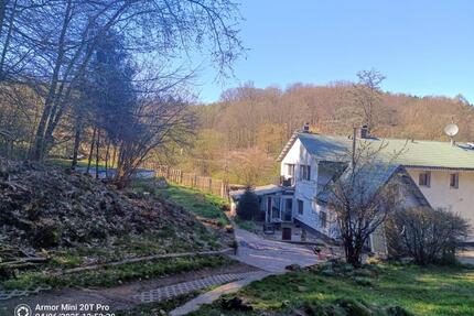 Von Privat! Zweifamilienhaus am Waldrand