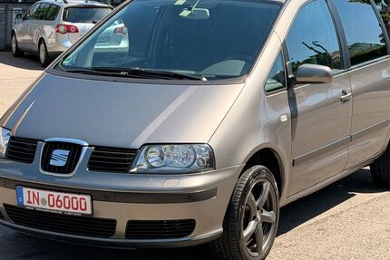 Seat Alhambra 255.000 km 3.950 &euro; Ingolstadt 85057