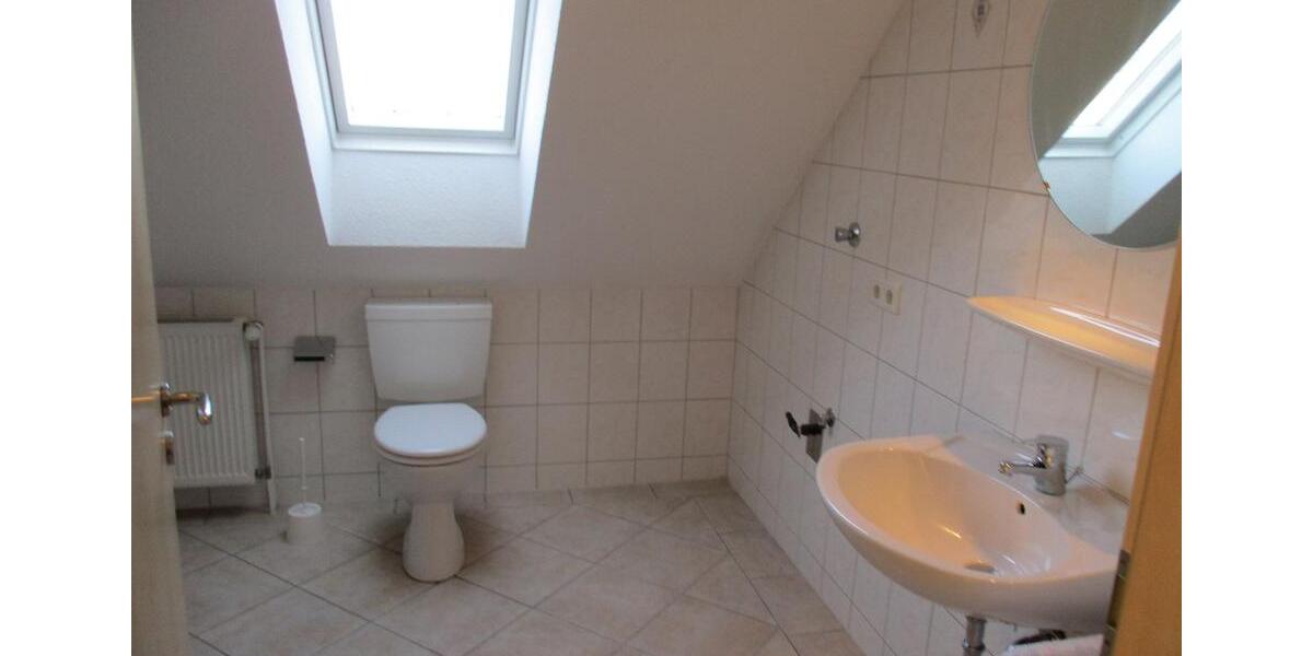 Dachgeschoßwohnung Wiesmoor - 2 Zimmer, 60 m&sup2;, 450&euro; | Angebot:25420055