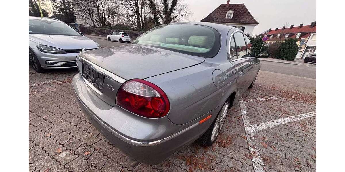 Jaguar S-Type 241.000 km 999 &euro; Garching bei München 85748