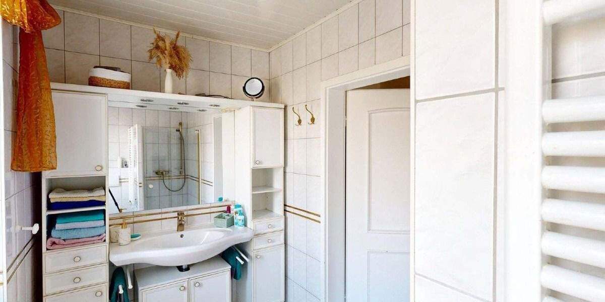 Einfamilienhaus Borna - 5 Zimmer, 145 m&sup2;, 325.000&euro; | Angebot:25141744